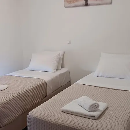 Дом отдыха Nicol's House *